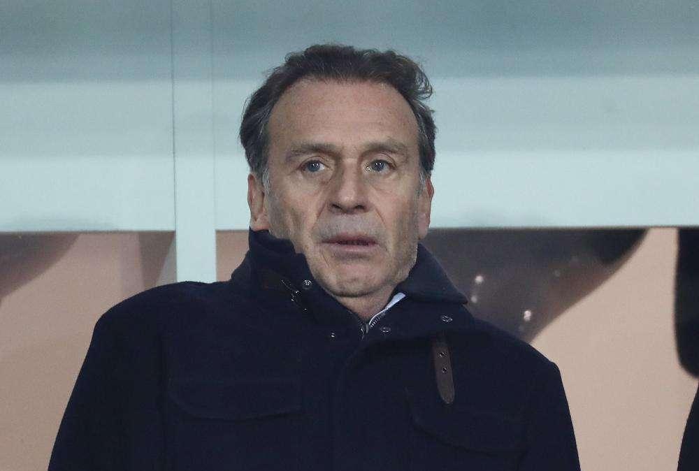 Allo stadio di Brescia scritte contro il presidente Cellino