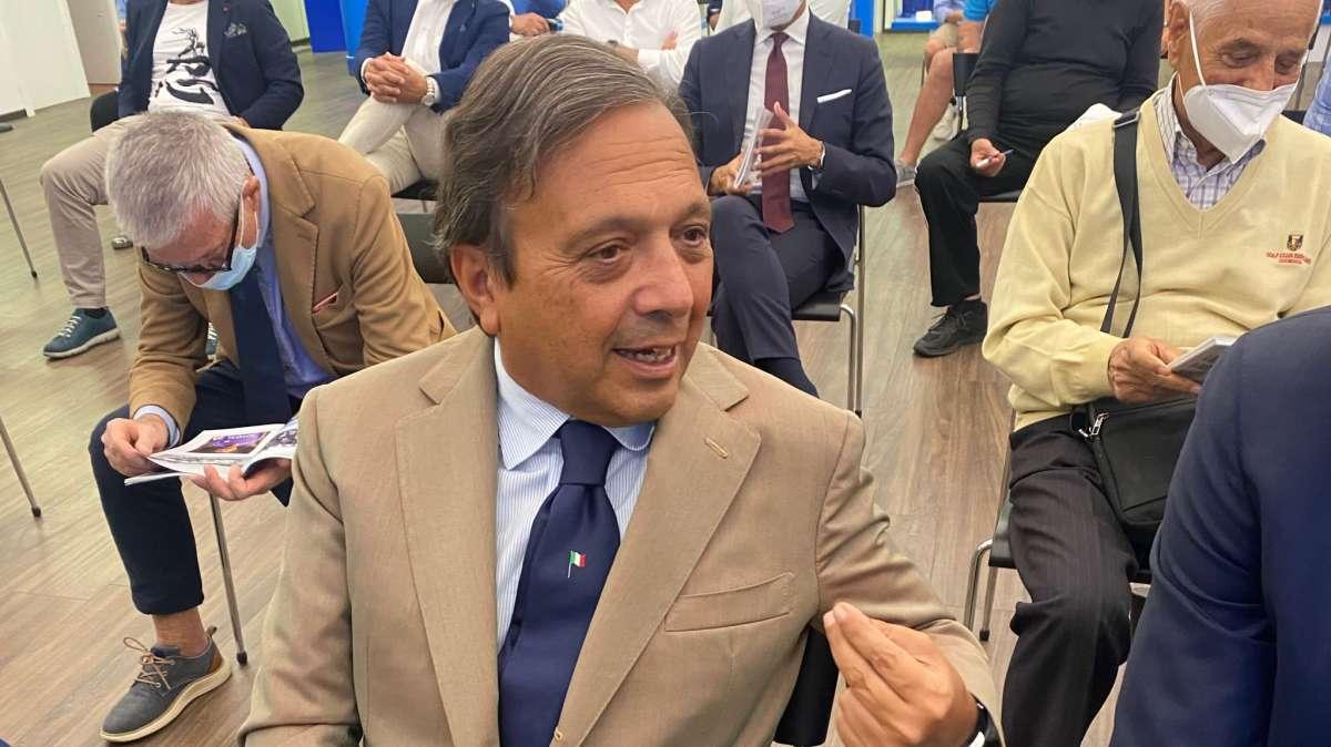Riparte Tiki Taka, tra gli ospiti il tifoso rossoblù Enzo Fortunato 