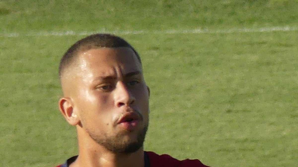 Corriere Adriatico - Vis, che exploit. Il vittoria all'ultimo tiro. La pagella di Palomba