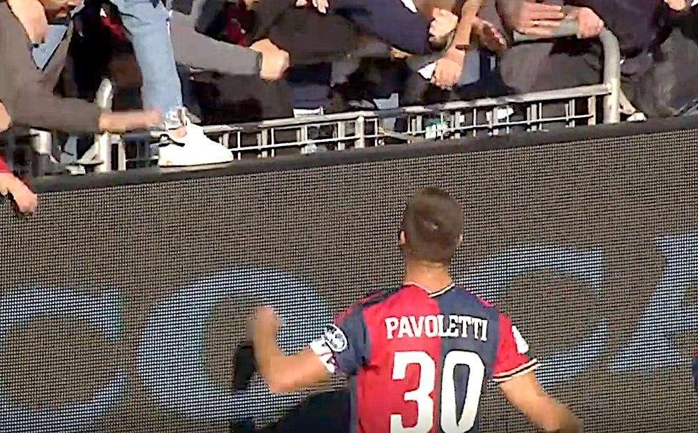 L'Unione Sarda - Pavoletti, gol dal bomber e tanto sacrificio. Esordio col botto per Azzi