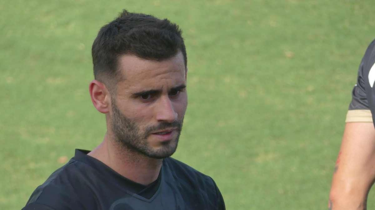 Bari, priorità difensore centrale per gennaio. In uscita Gaston Pereiro