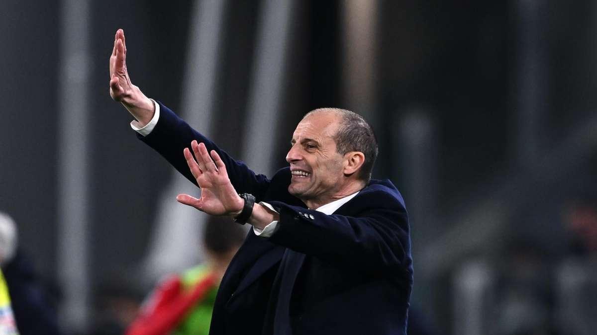 Sky, duro battibecco Allegri-Teotino. Il tecnico: "Mi faccia una domanda più intelligente. Non capite? Fate bene"