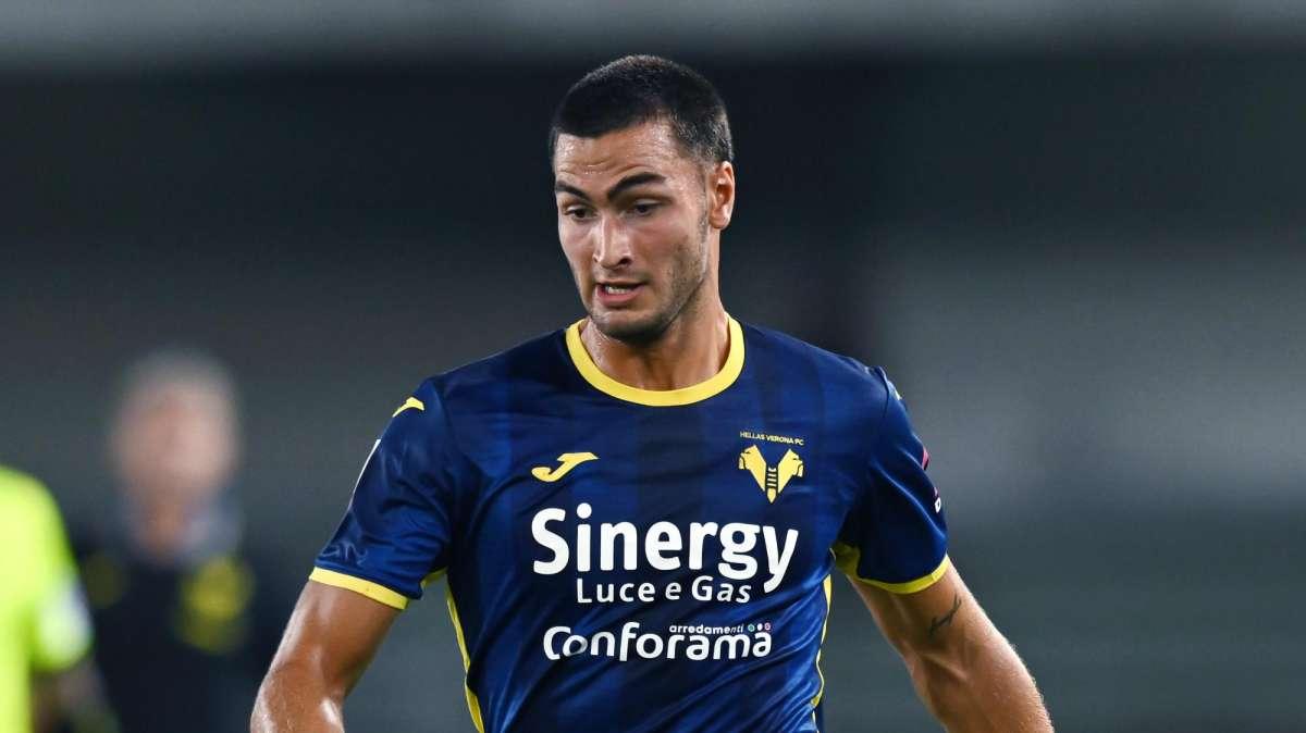 Hellas, Baroni: "Coppola è un titolare, a Cagliari pensavo di farlo giocare"