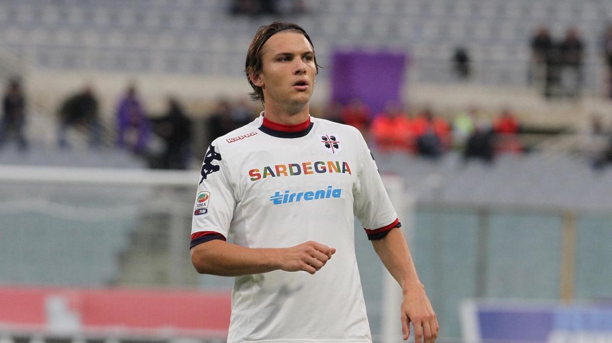 Tanti auguri ad Albin Ekdal, protagonista di quattro stagioni in rossoblù