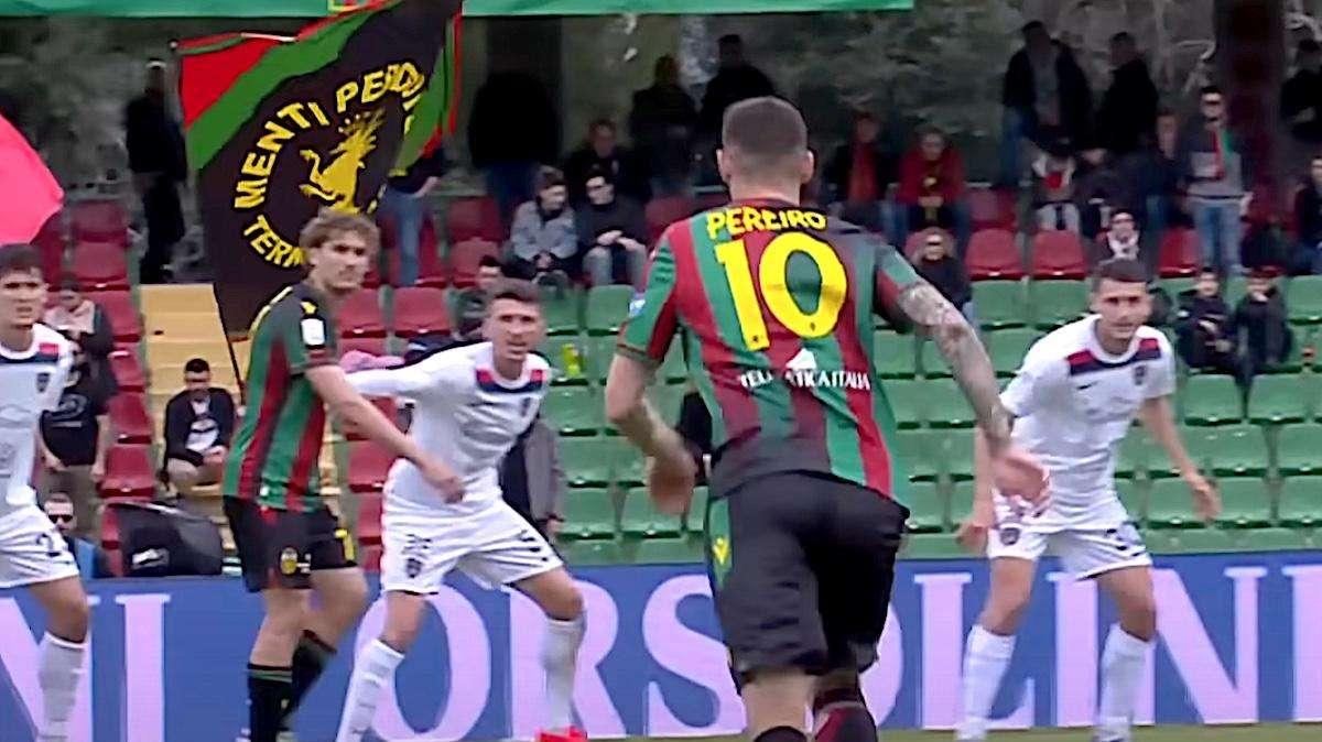 Repubblica Ge -  Attenzione a “El Tonga” Pereiro, non si giocano per caso 17 gare in Champions e dodici in Libertadores