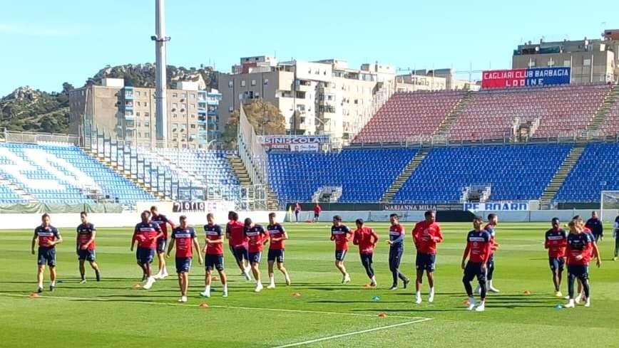 Termina l'allenamento a porte aperte all'Unipol Domus