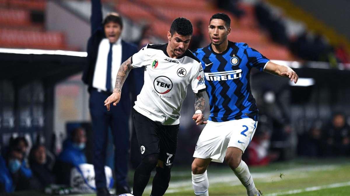 Il duro giudizio della Gazzetta su Farias contro il Genoa: "Un disastro"