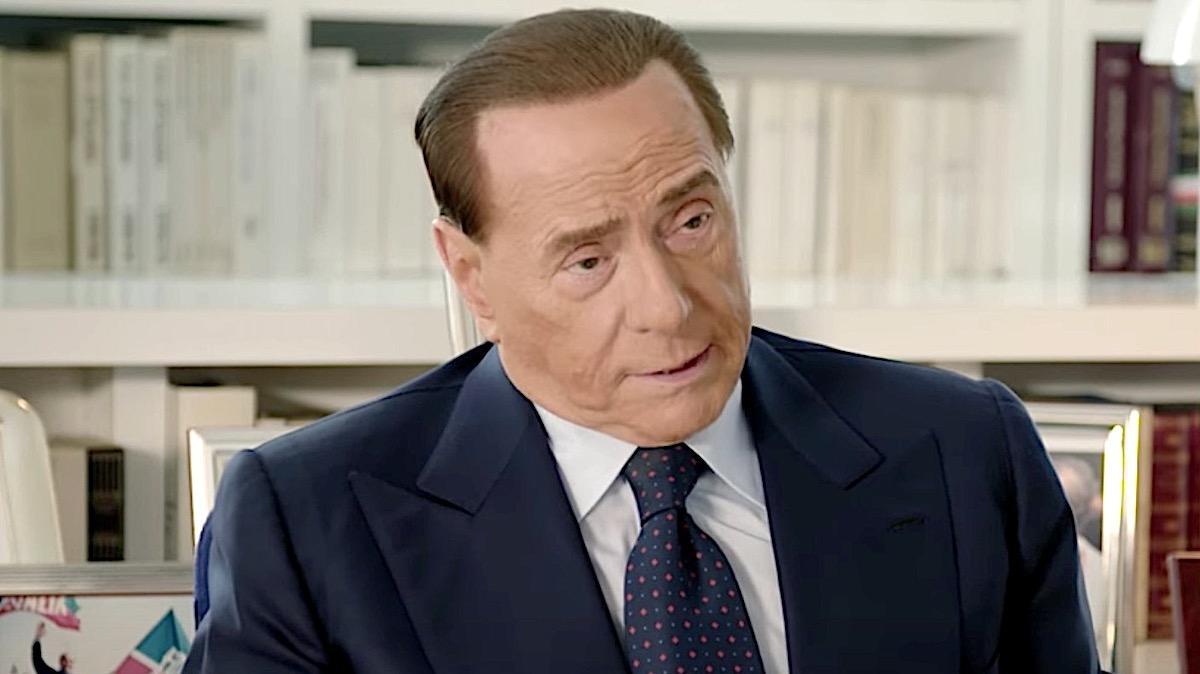 Gazzetta - Berlusconi: "Con società ricche come Venezia, Genoa e Cagliari l'anno prossimo sarebbe difficilissimo andare in A"