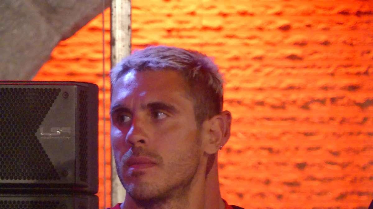 Il Cagliari festeggia Viola: "Tanti auguri Nicolas!"