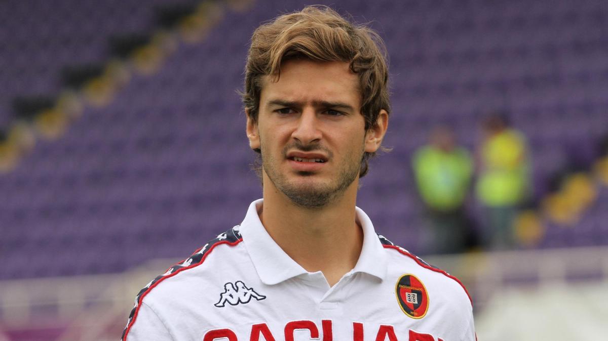 L'ex Cagliari Marios Oikonomou si ritira dal calcio