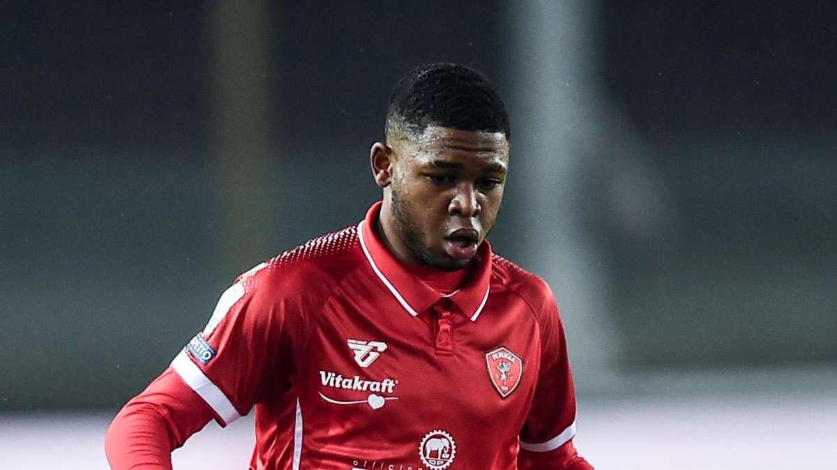 Dal Belgio: Cagliari in pole per il laterale Mardochee Nzita del Pescara