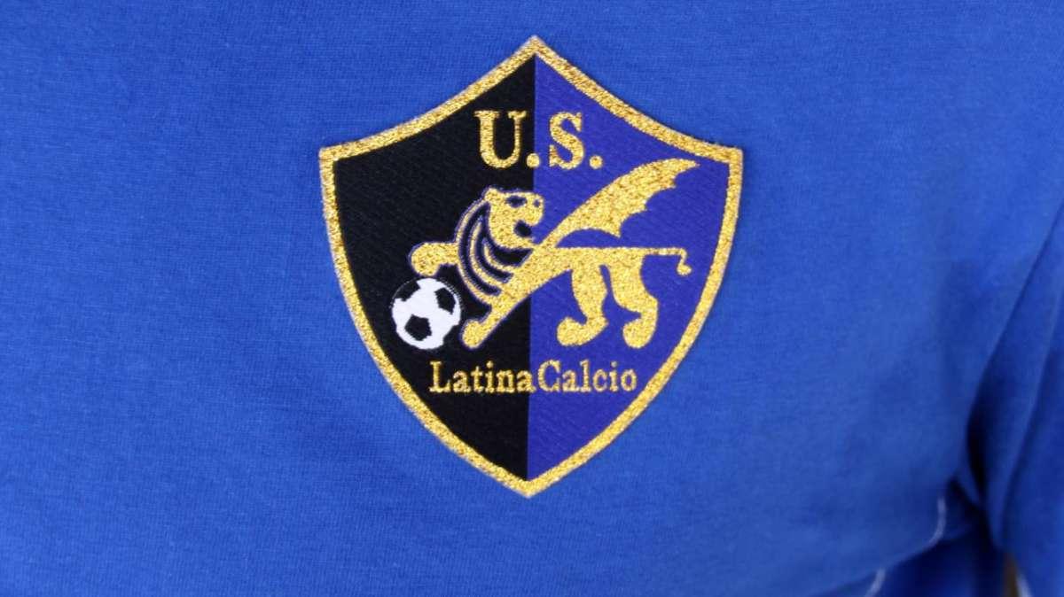 Carta in prestito al Latina
