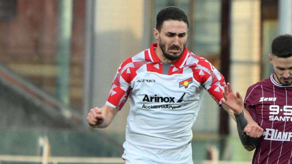 Cremonese, prima gioia per Azzi. Ma la rete dell'ex Cagliari non basta: grigiorossi sconfitti 1-2 dal Cesena