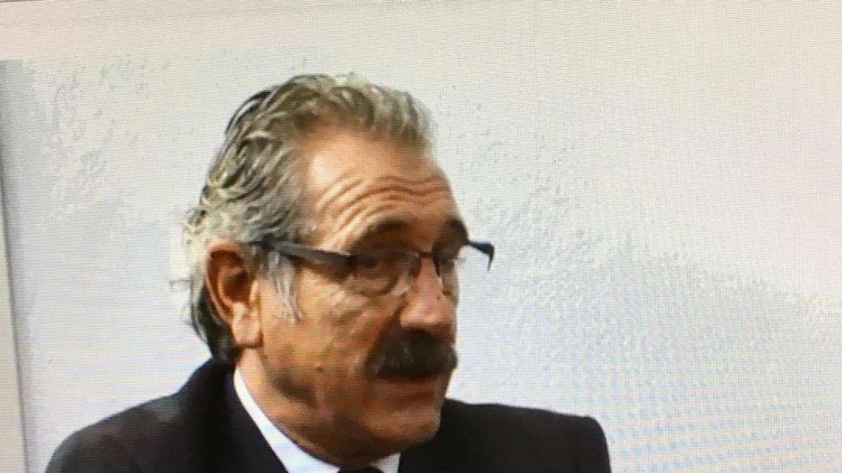UN MIRTO CON... ROBERTO SORRENTINO