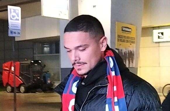 Caprile é atterrato a Cagliari: "Contento di essere qui, Cagliari era per certi versi nel mio destino. Pronto per il Milan? Deciderà il mister"