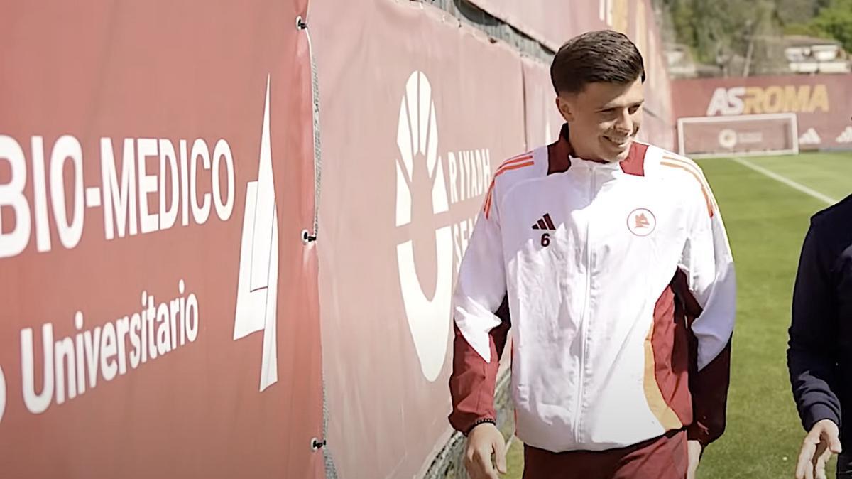 Cagliari, Romano a Villa Stuart per le visite mediche (VIDEO)