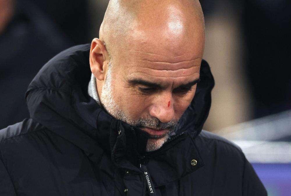 Il City in caduta libera, Guardiola si fa male dai nervi