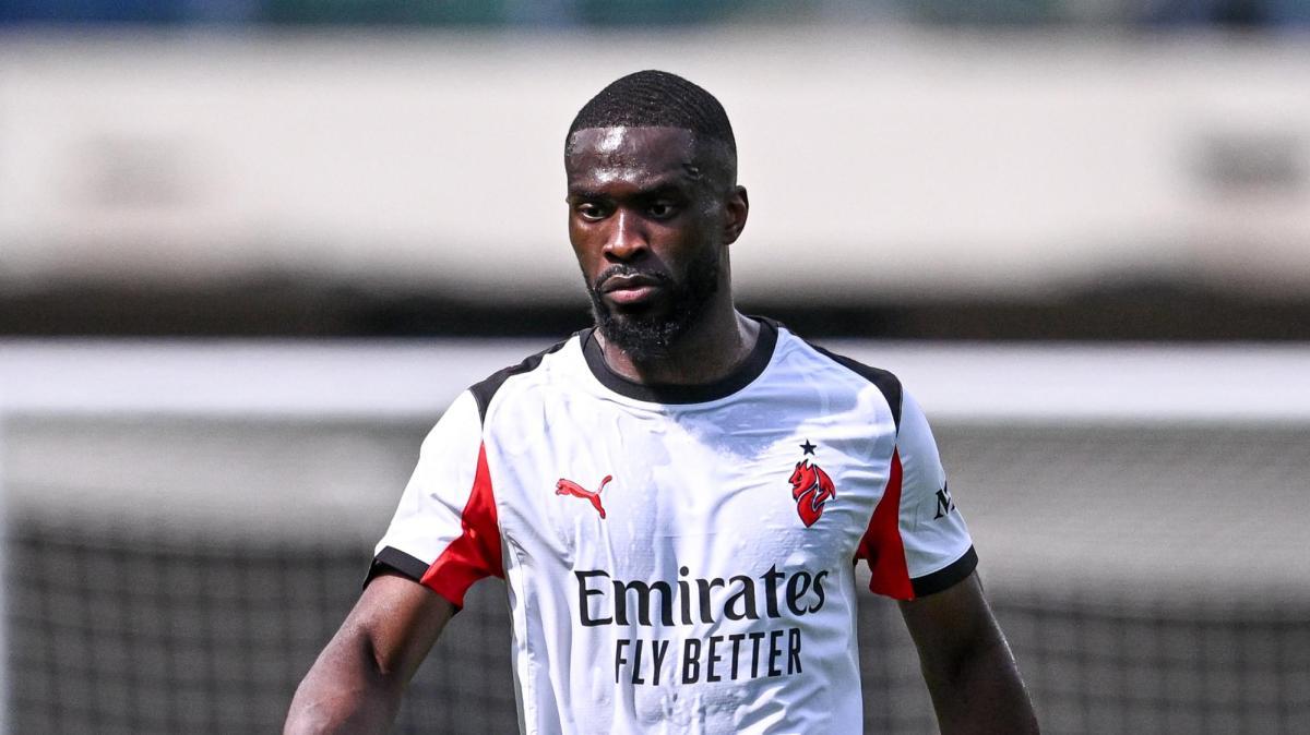 Milan, Tomori: "Allegri ci ha trasmesso voglia di vincere e di soffrire pur di non prendere gol"