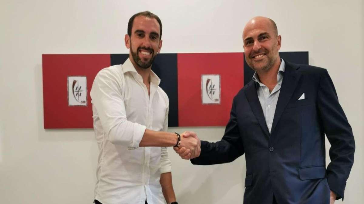 Giulini accoglie Godín: "Benvenuto in famiglia, campione!"