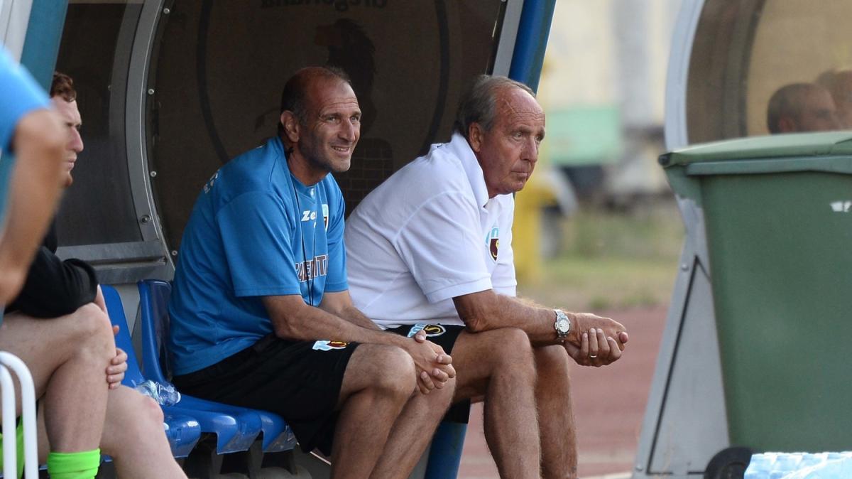Tiziano De Patre: "Il Cagliari deve trattenere a tutti i costi Sebastiano Esposito: è troppo importante nell'economia del gioco della squadra. Romano e Kofler sono validissimi, ma servono anche elementi di comprovata esperienza"