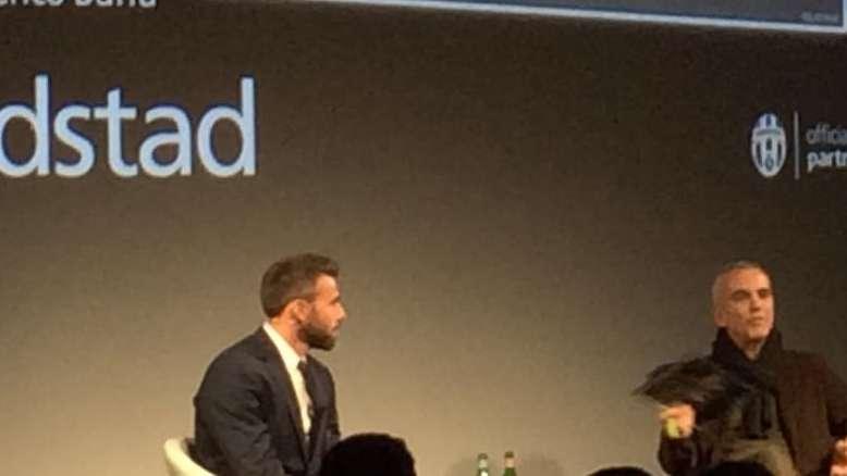 Brescia Oggi - Buffa racconta il primo incontro tra Riva e De Andrè: "Iniziò con due ore di silenzio totale. Gigi non comprese mai i motivi del rapimento"