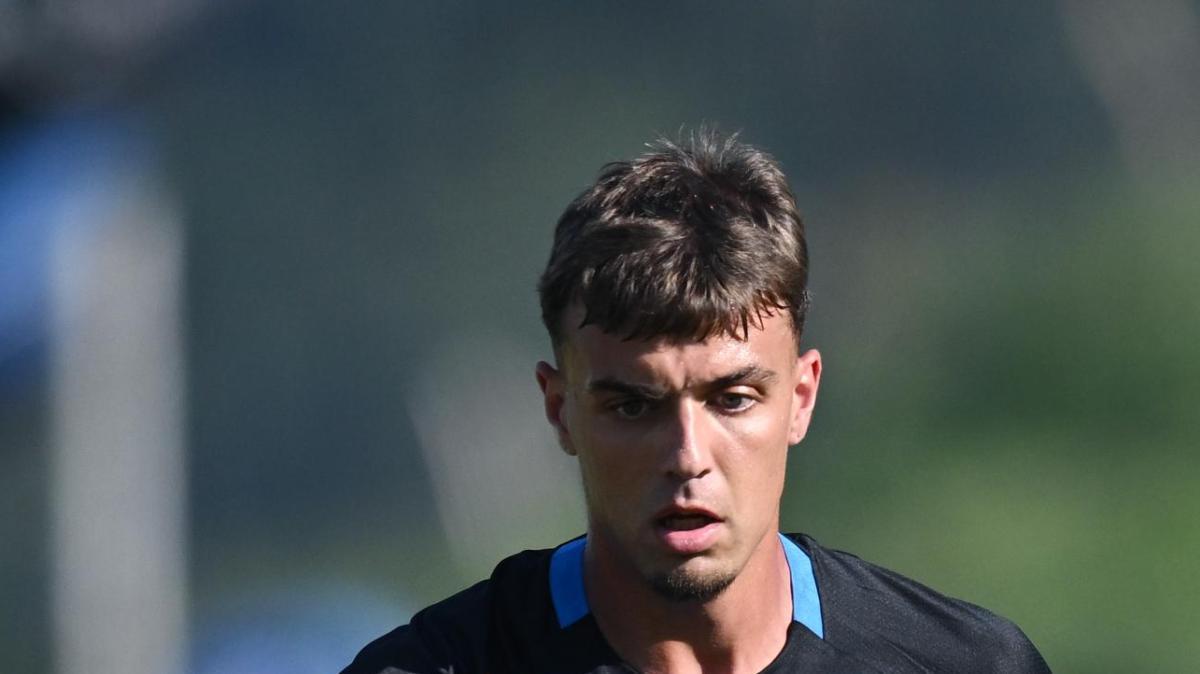 Lo splendido gesto di Maldini dopo il gol: dedica la rete a Kevin Carlos