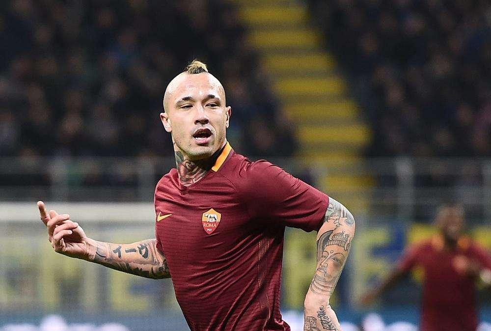 Compleanno Totti, Nainggolan: "Tanti auguri capitano" 