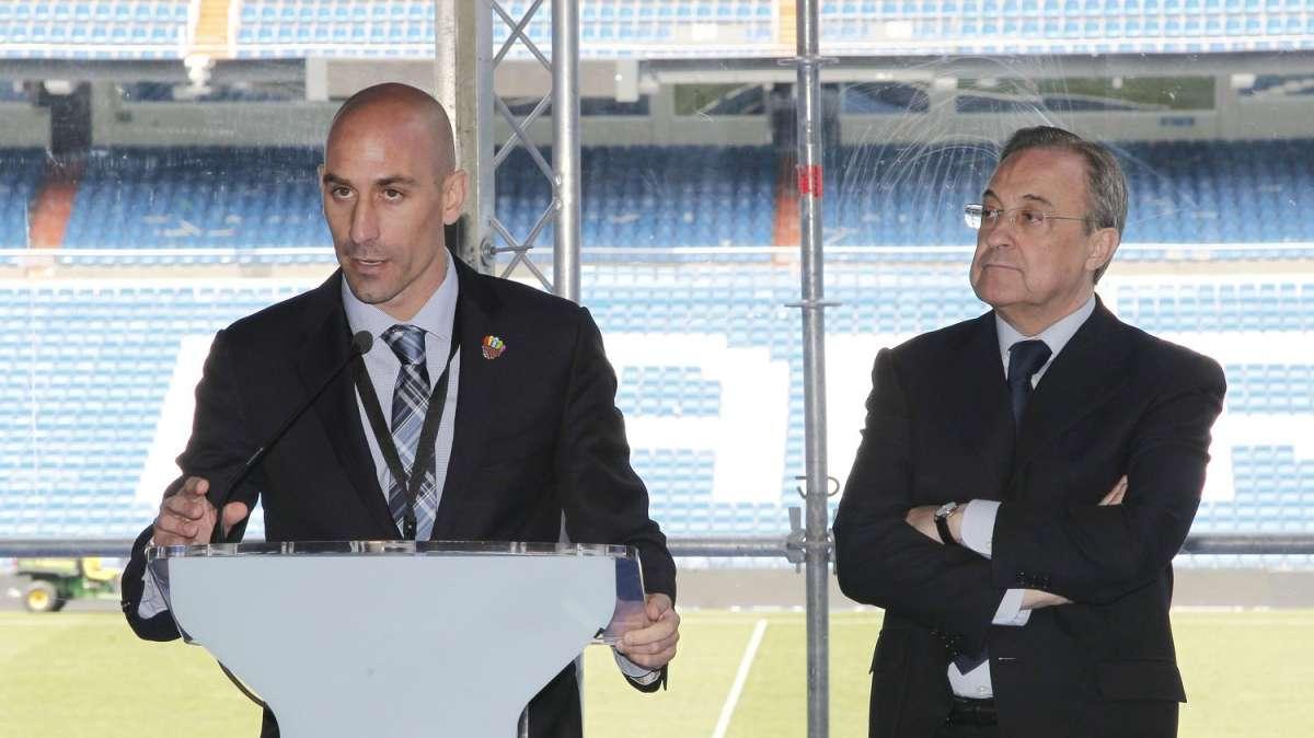 Rubiales, il governo spagnolo lo sospende per il bacio alla Hermoso