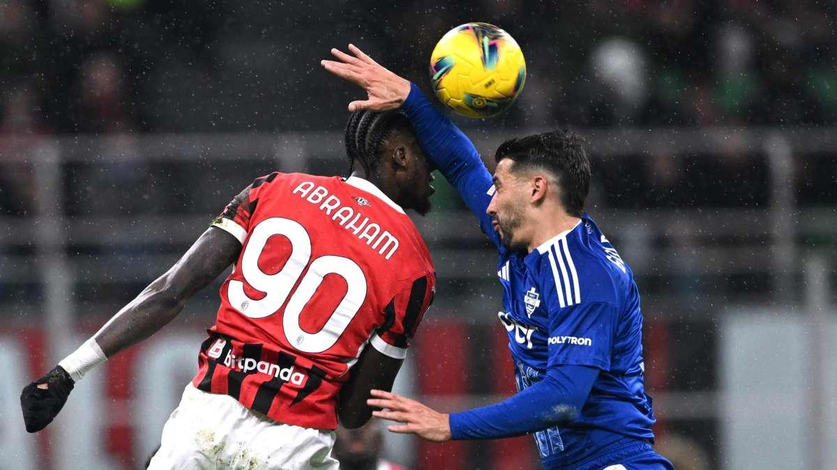 Como, Goldaniga rinnova fino al 2028