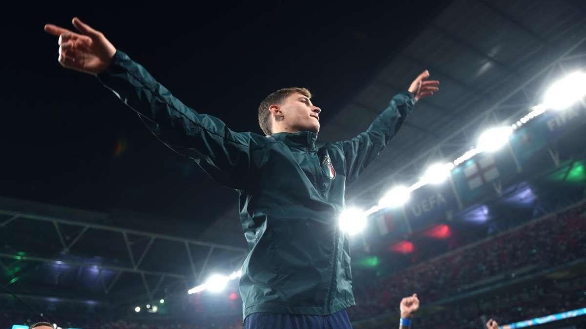 Barella verso il rinnovo con l'Inter
