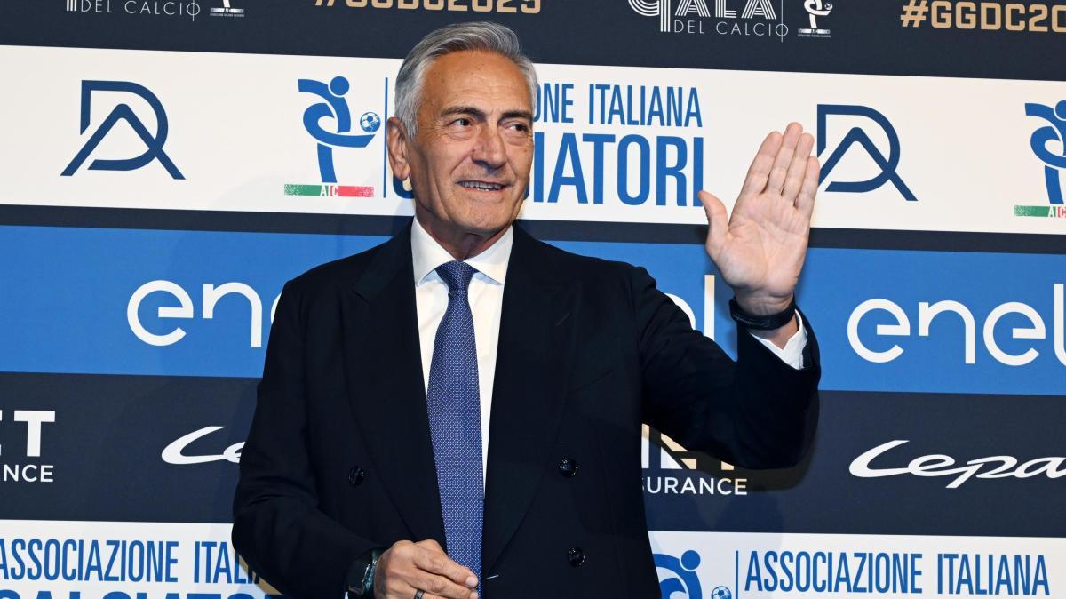 FIGC: "Disposto un minuto di silenzio per Zanardi su tutti i campi"