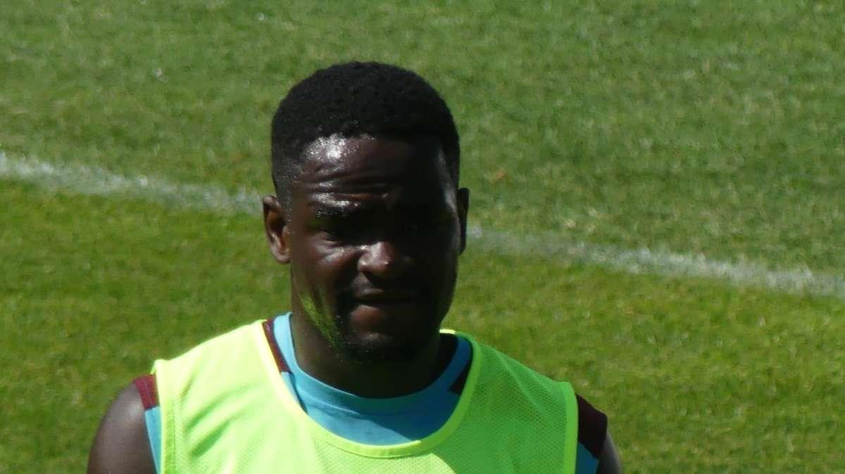 TgR Campania - Il Napoli spreca e arriva la beffa: a Cagliari è 1-1
