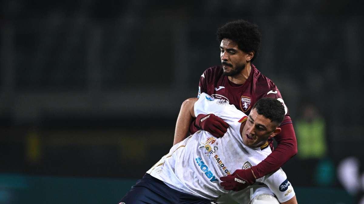 L'Unione Sarda - Futuro Piccoli, il West Ham osserva: possibile sconto dal Cagliari, ma non subito