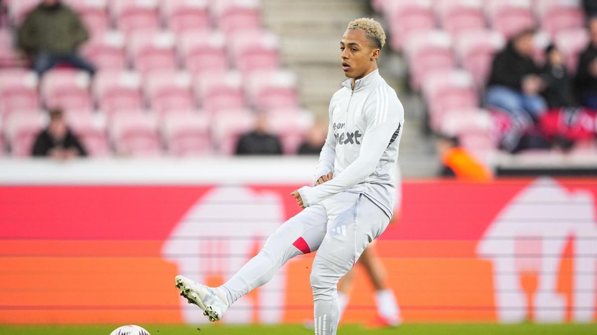 Omari Hutchinson al Milan in prestito dal Forest