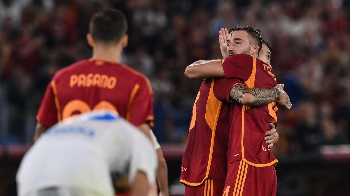 Serie A, Roma a valanga sull'Empoli (7-0). Serata da incubo per gli ex rossoblù Walu e Grassi