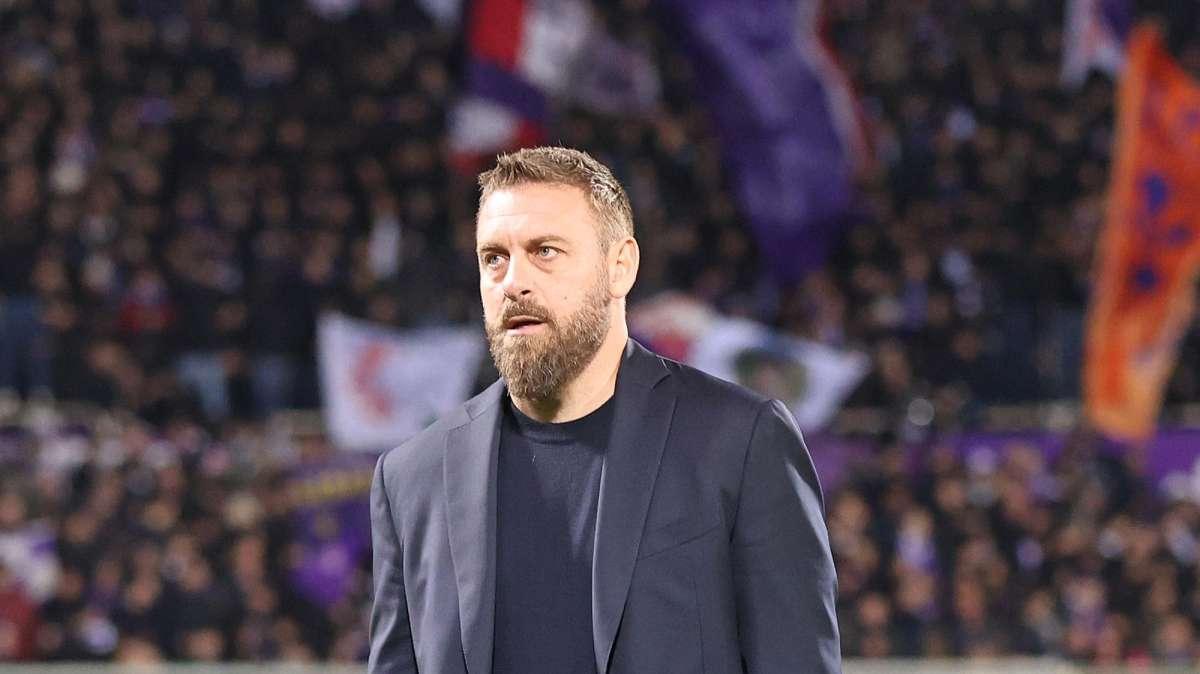 Serie A, la Roma batte il Sassuolo e fa un favore al Cagliari