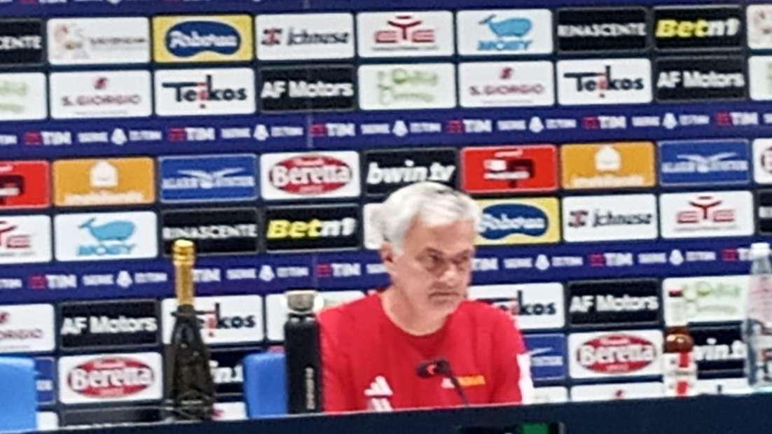 LIVE TC - SALA STAMPA - MOURINHO: "Abbiamo gestito bene la partita, tre punti importanti. Ranieri è un signore"
