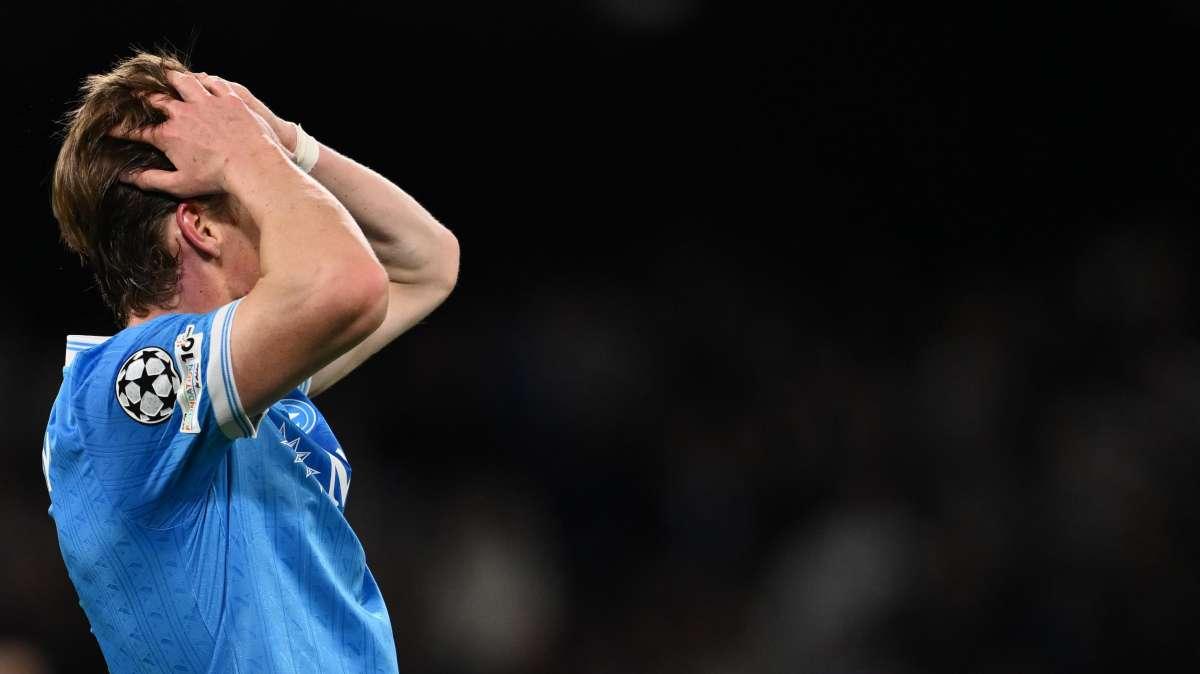 Champions League, pareggio a reti bianche tra Napoli e Eintracht Francoforte: è 0-0 al "Maradona"