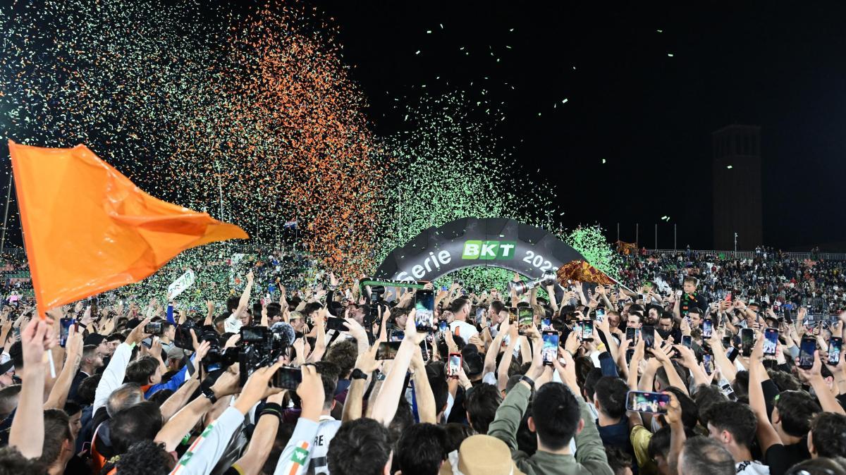 Serie B, è festa Venezia: conquistata la promozione in Serie A