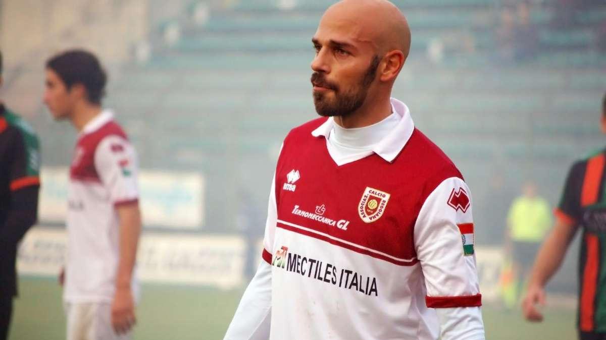 UN MIRTO CON... ANDREA PAROLA