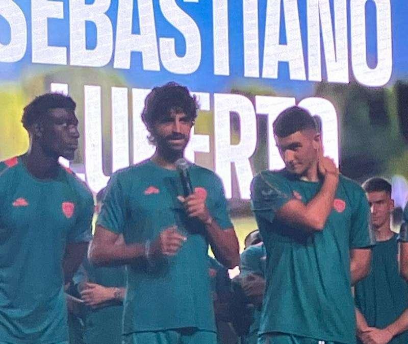 Cagliari, squadra rinnovata: presentazione ufficiale a Costa Rei