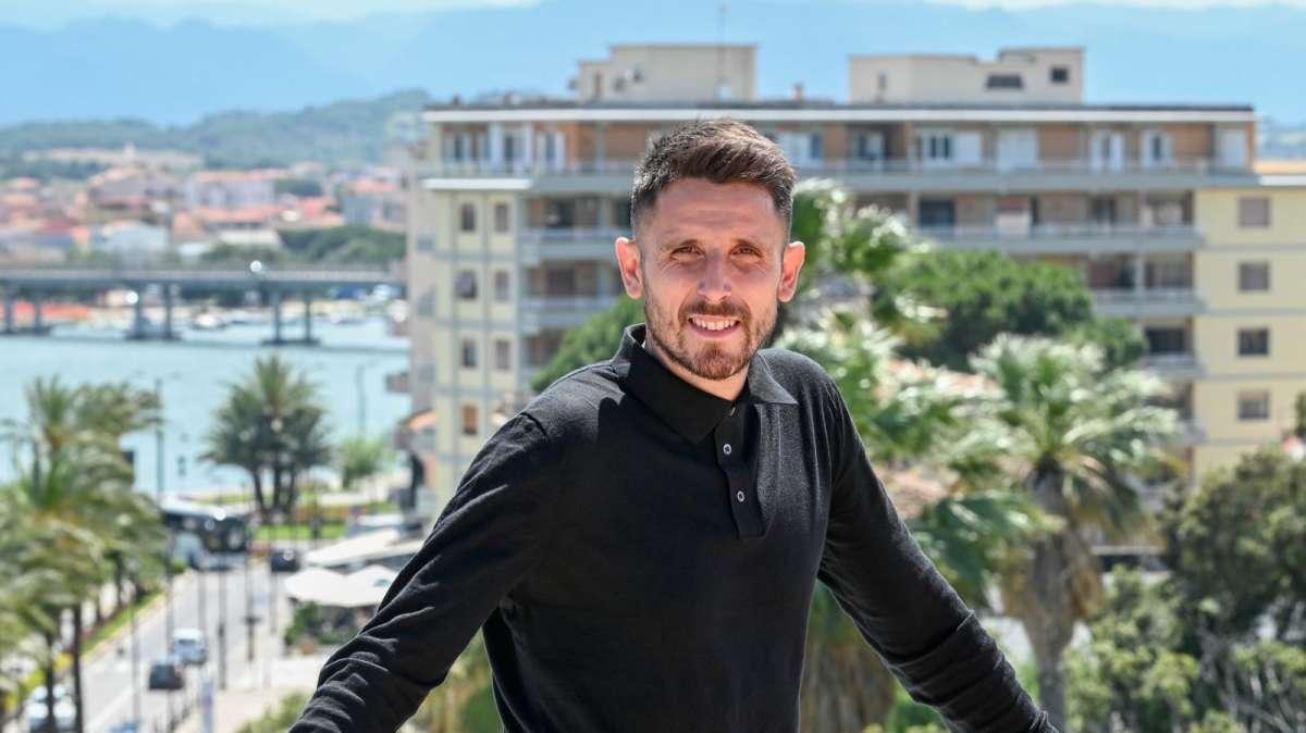 Olbia, oggi di nuovo a lavoro per battere la Carrarese. Greco: "I ragazzi hanno dato una risposta importante dopo la sconfitta nel derby"