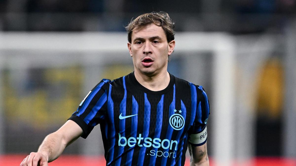 Derby di Milano, Tuttosport: "Barella si impegna molto, ma sbaglia altrettanto"