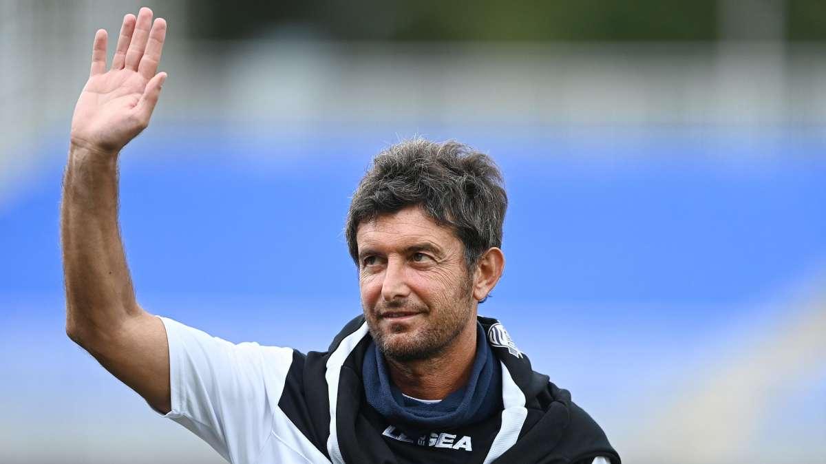 Como, probabile cambio di modulo contro il Cagliari