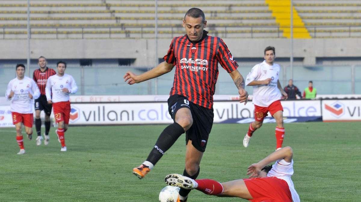 UN MIRTO CON... Alessandro Bastrini