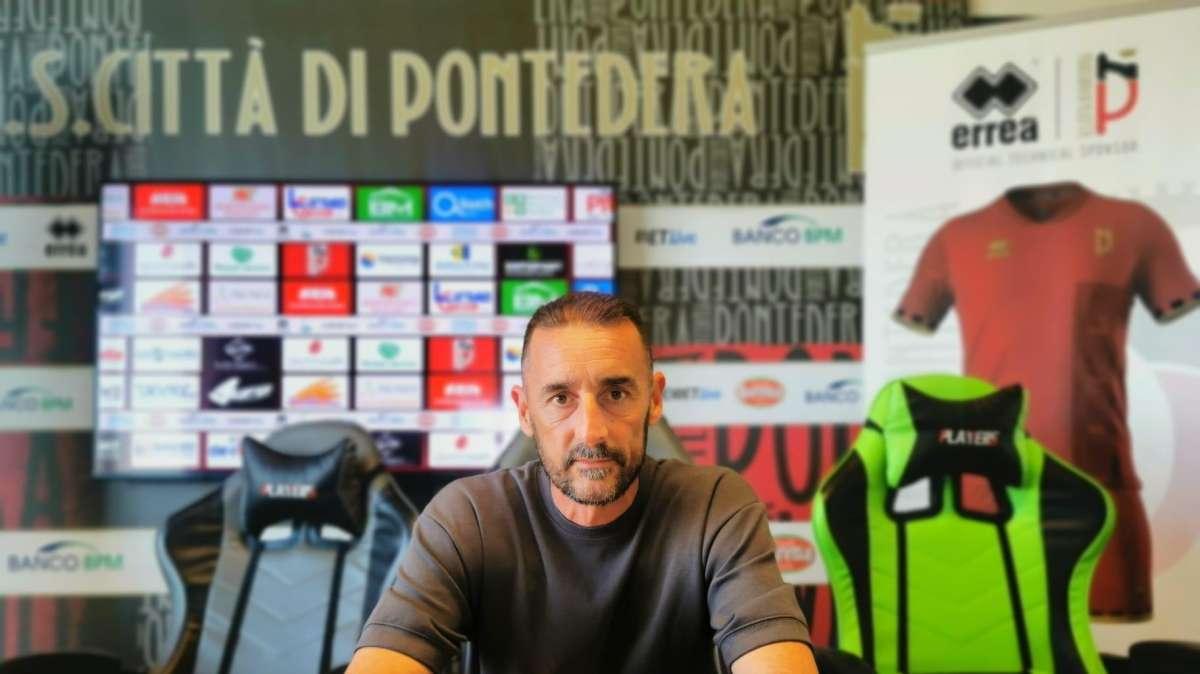 Pontedera, esonerato Mister Agostini