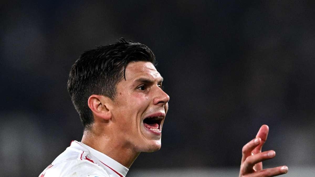 Cagliari e Genoa si contendono Pessina: il centrocampista è in uscita dal Monza 