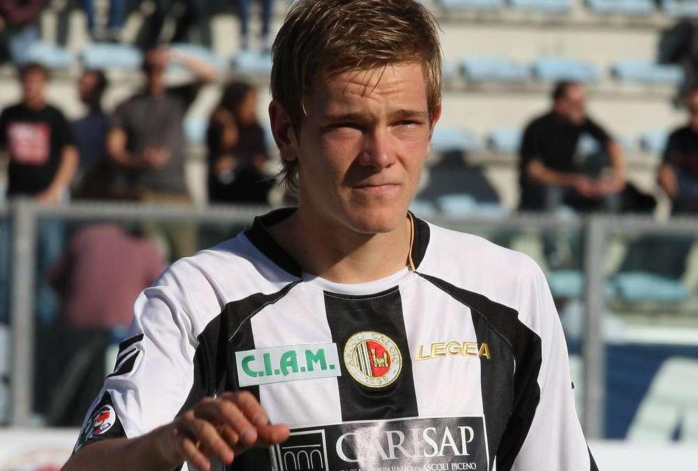 C'è anche il Cagliari su Portin