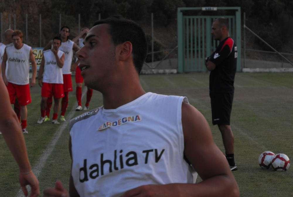 Cagliari-Livorno spostata al 29 aprile