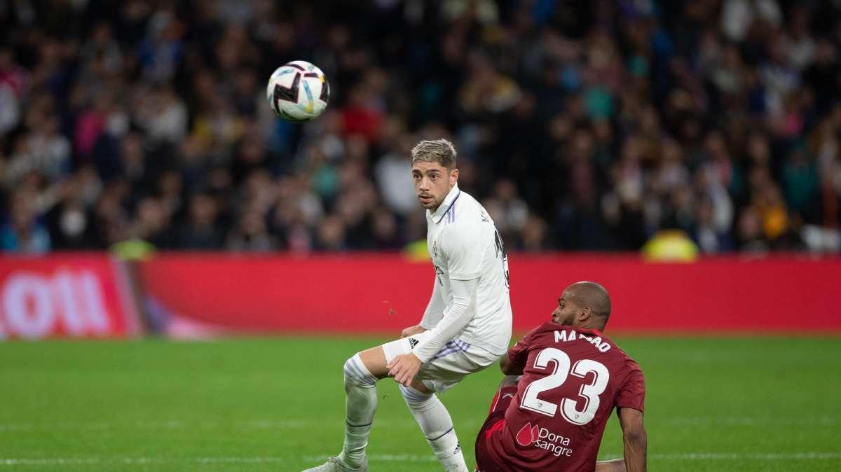 Siviglia, la moglie di Marcao sconfigge il cancro. Lui la celebra con una maglia 